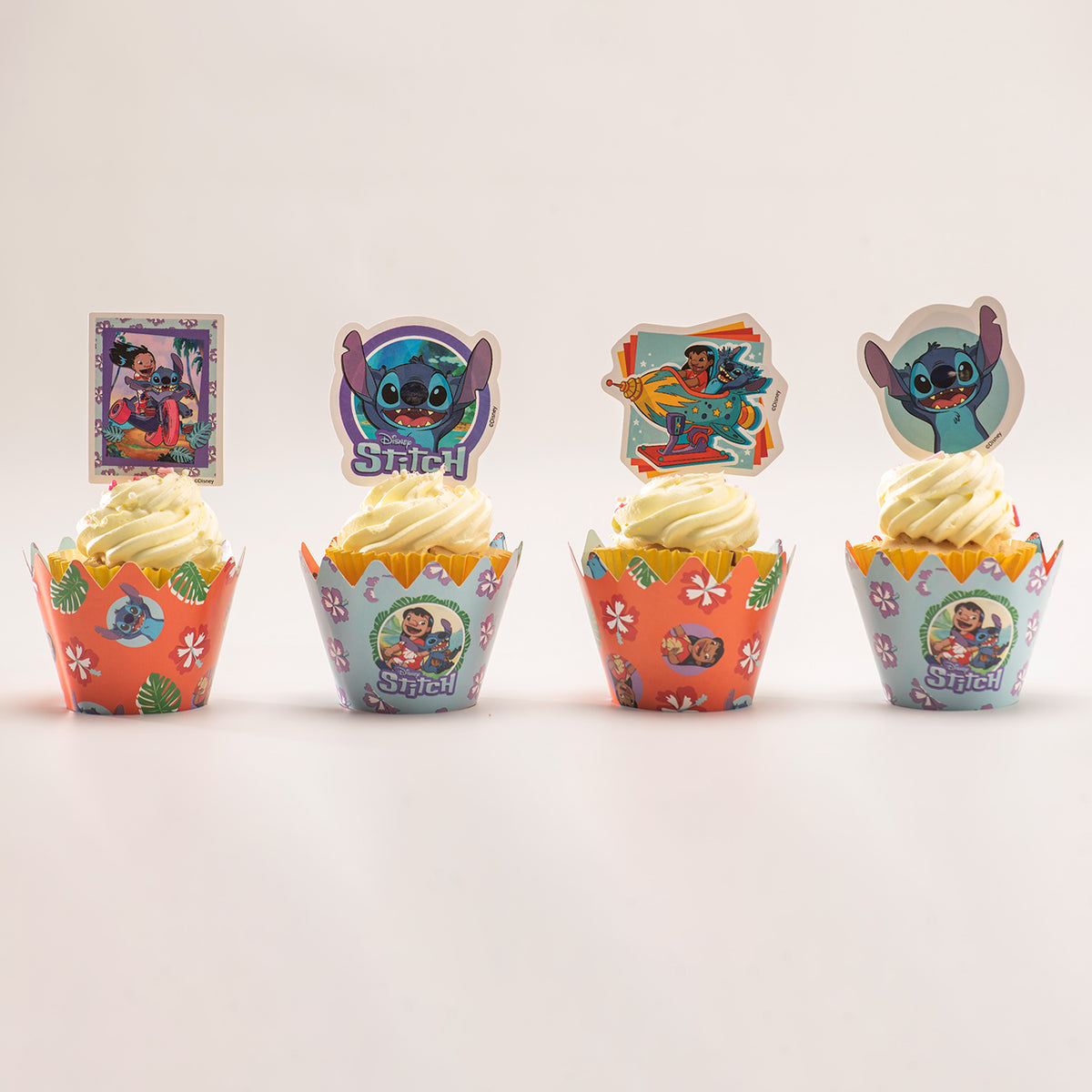 KIT DECORACIÓN CUPCAKE CON TOPPERS STITCH
