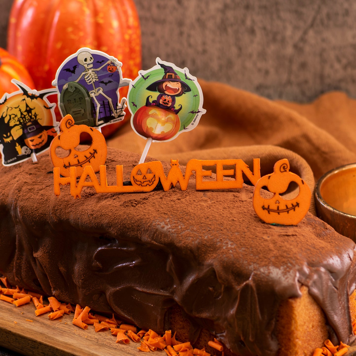 HALLOWEEN CAKE TOPPERS 8 DESINGS 9X6CM