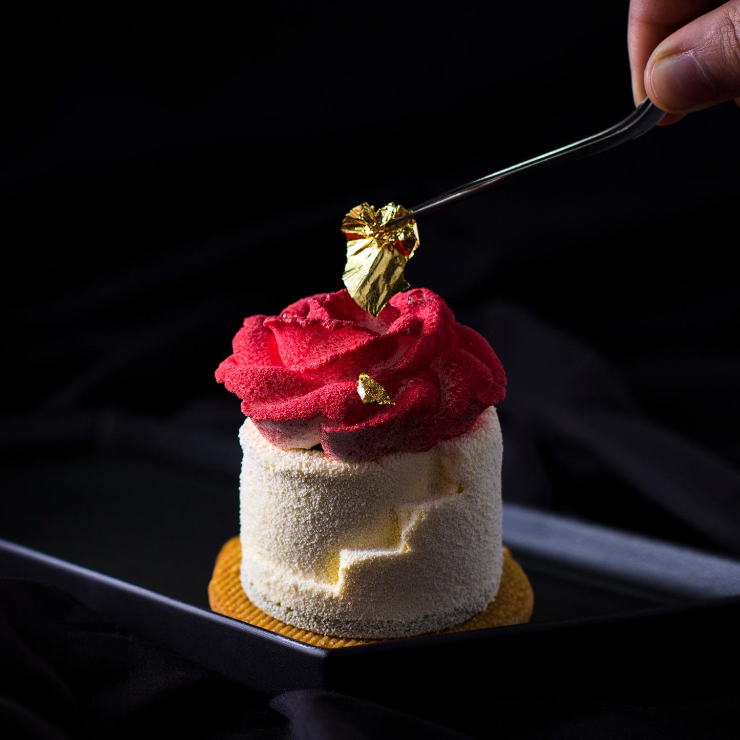 12 FOGLI ORO 5X5 CM