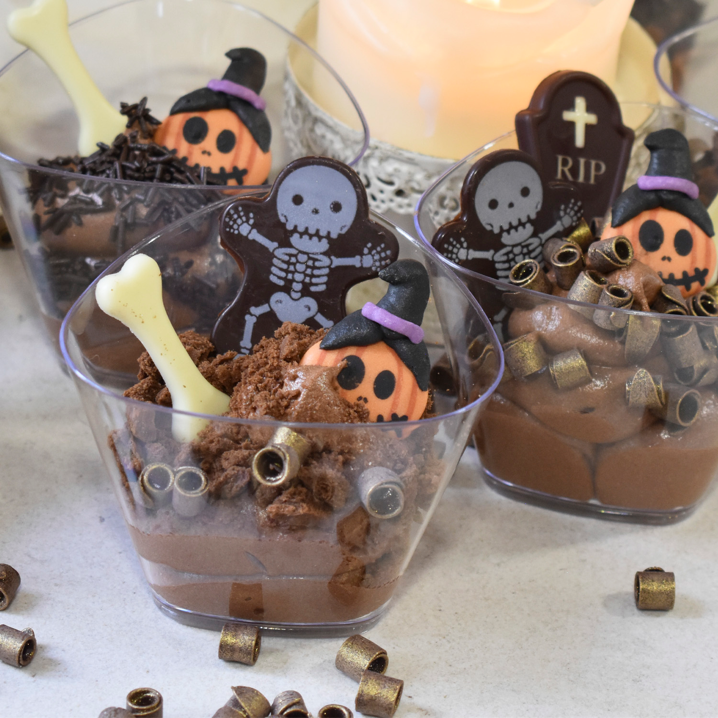 DECORACION CHOCOLATE NEGRO ESQUELETO HALLOWEEN 72 UDS