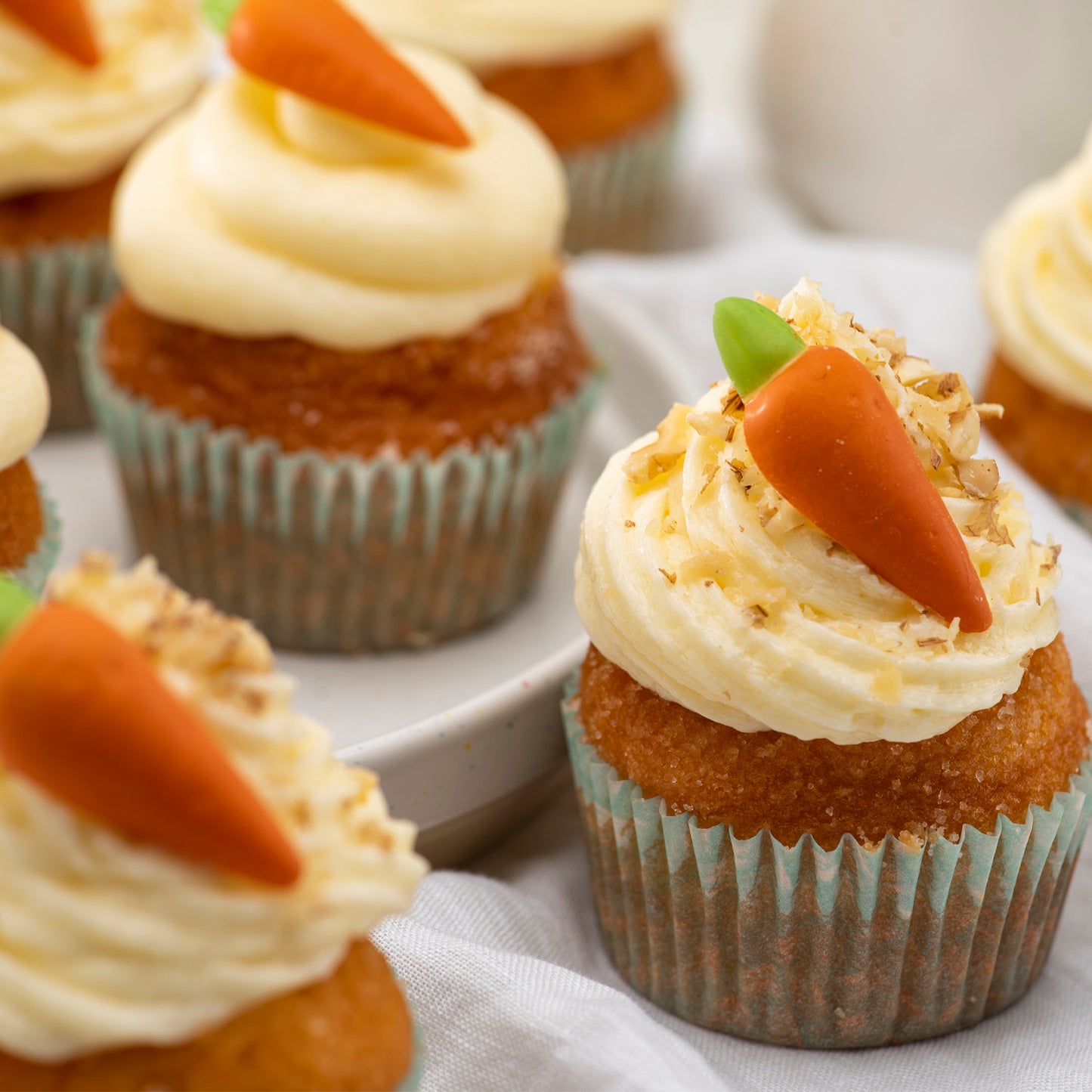 WHITE CHOCOLATE CARROT 2D 51X19MM