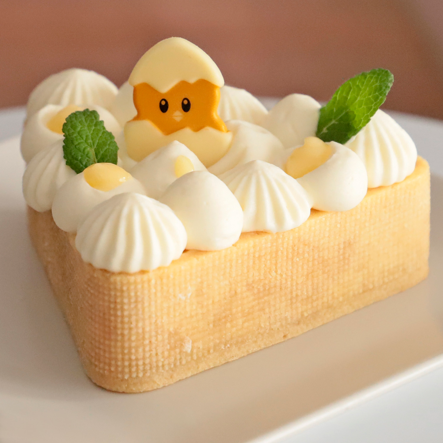 WHITE CHOCOLATE EASTER CHICK 28X37MM