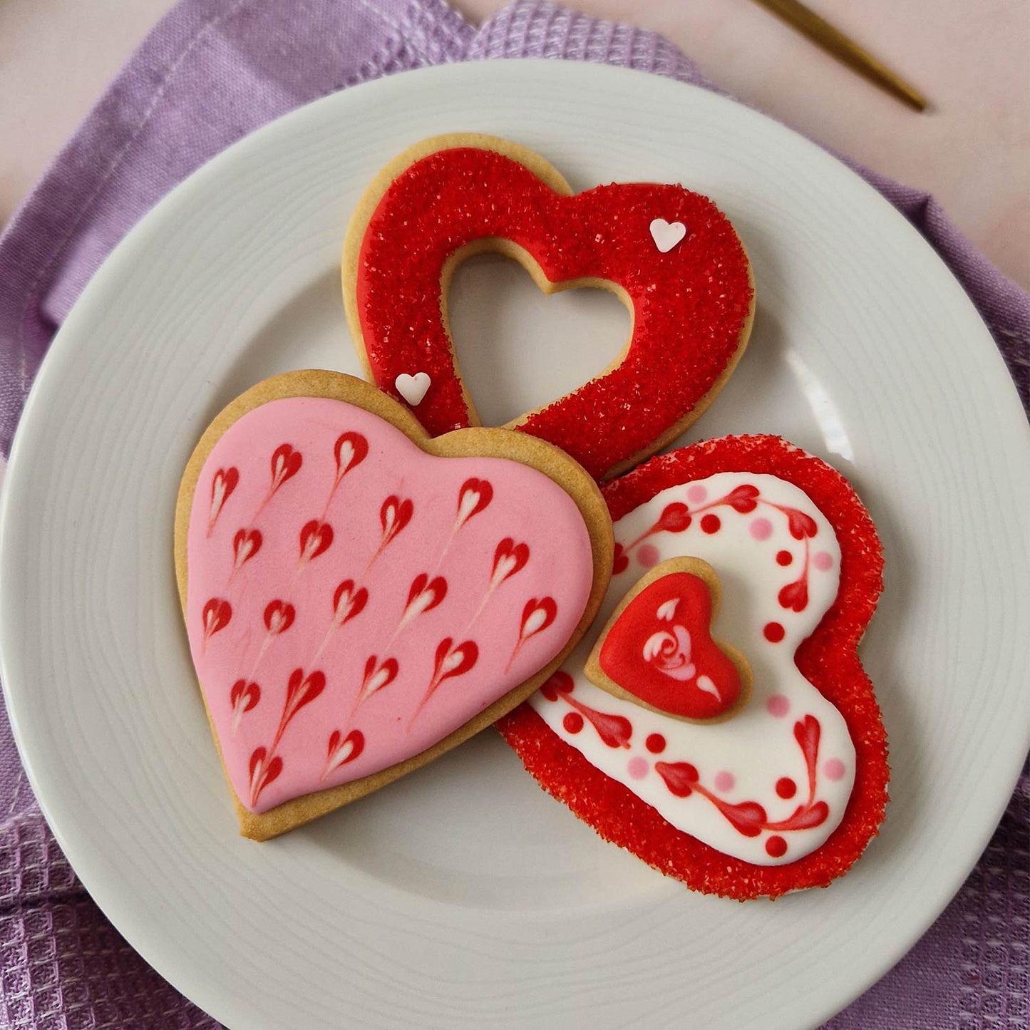 HEART DOUGH CUTTER STAINLESS STEEL 7 ASSORTED PIECES 3,5 - 8,5 CM