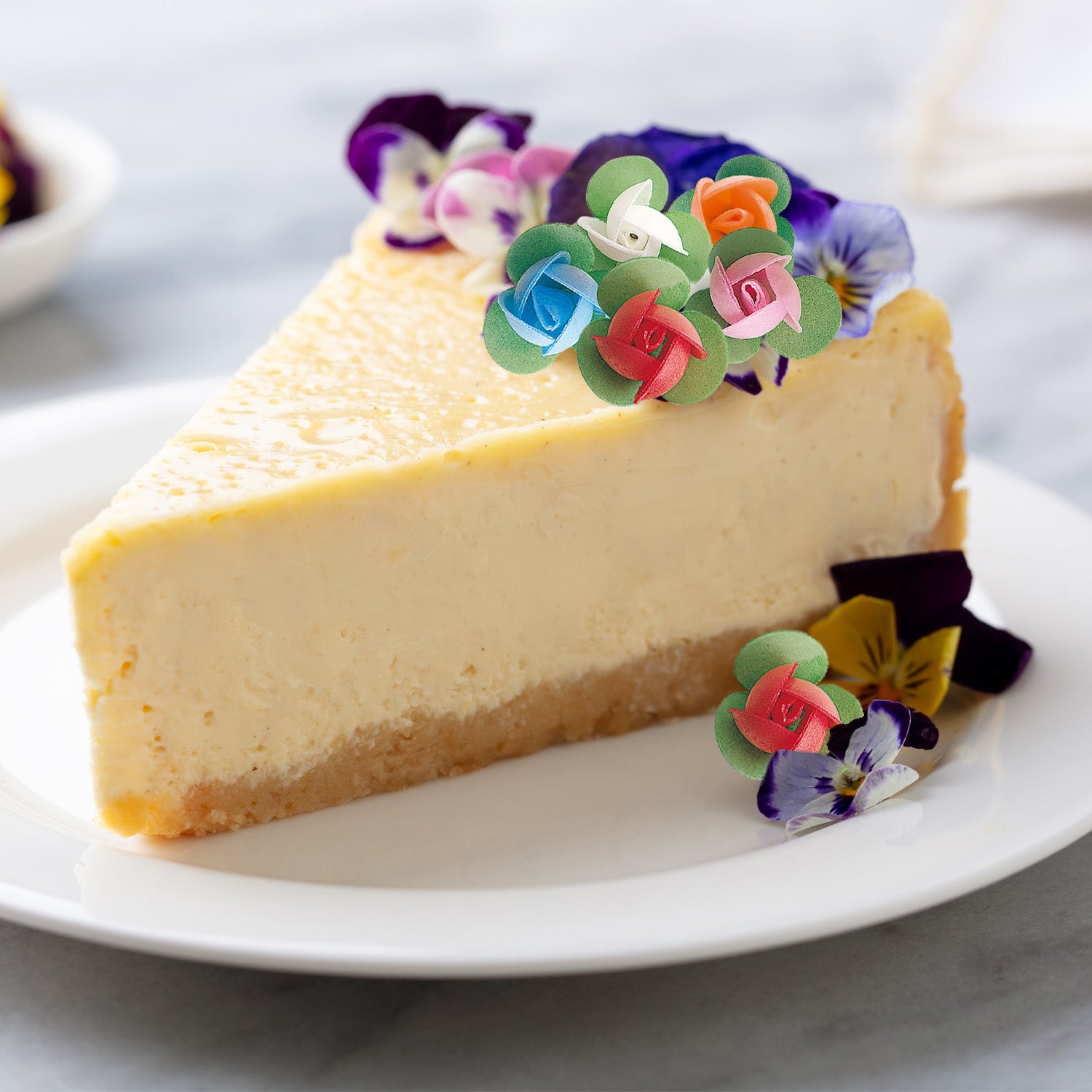 150 ROSES AZYME AVEC FEUILLE COULEURS ASSORTIES 3 CM