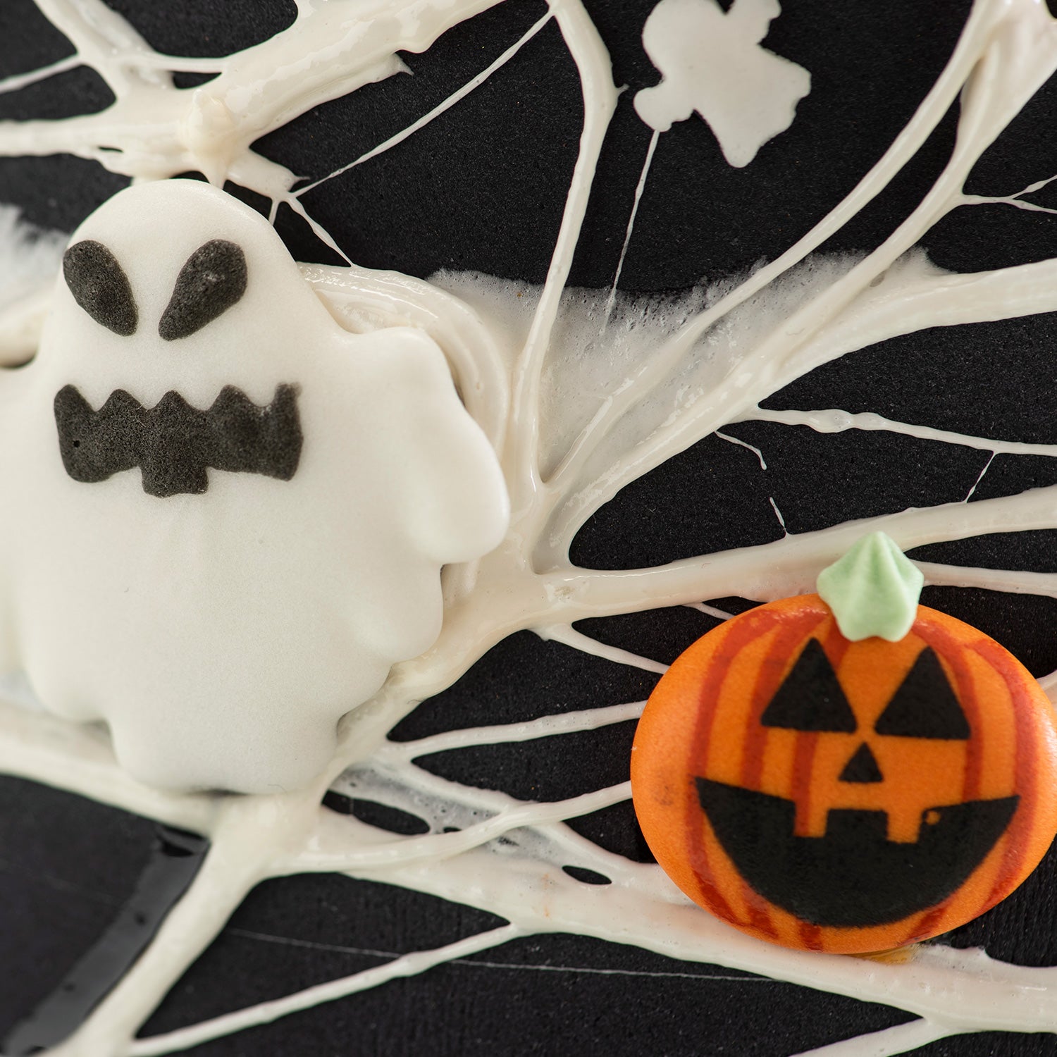 SUGAR DECORATION 2D GHOSTS 3X4CM