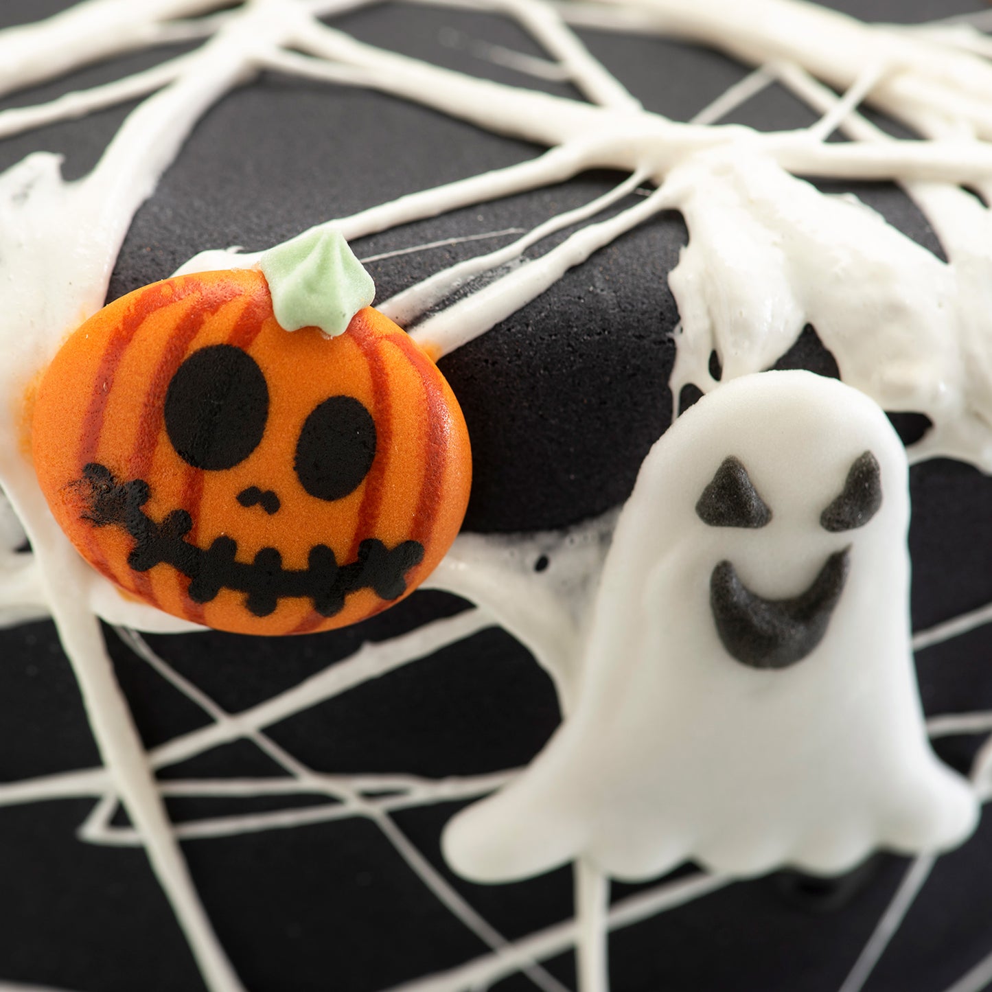 DECORATION SUCRE 2D FANTÔMES 3X4CM