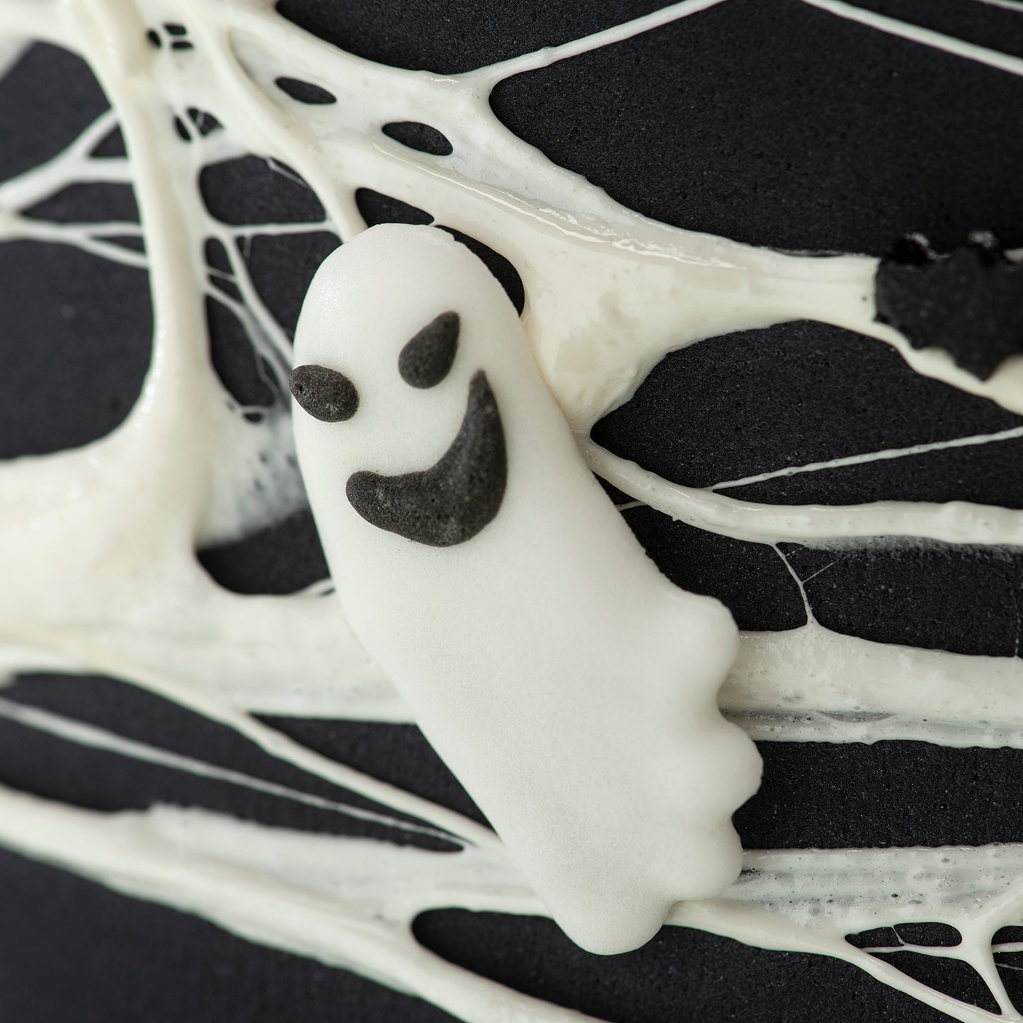 DECORATION SUCRE 2D FANTÔMES 3X4CM