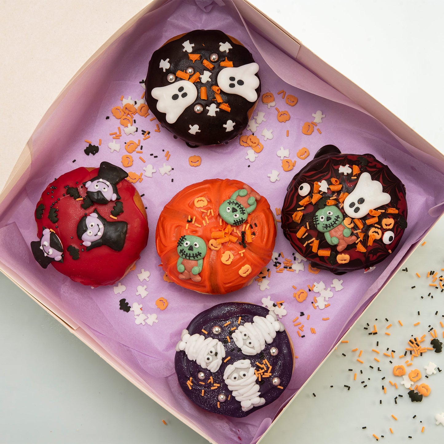 DECORATION EN SUCRE 2D HALLOWEEN 5  POUPEES