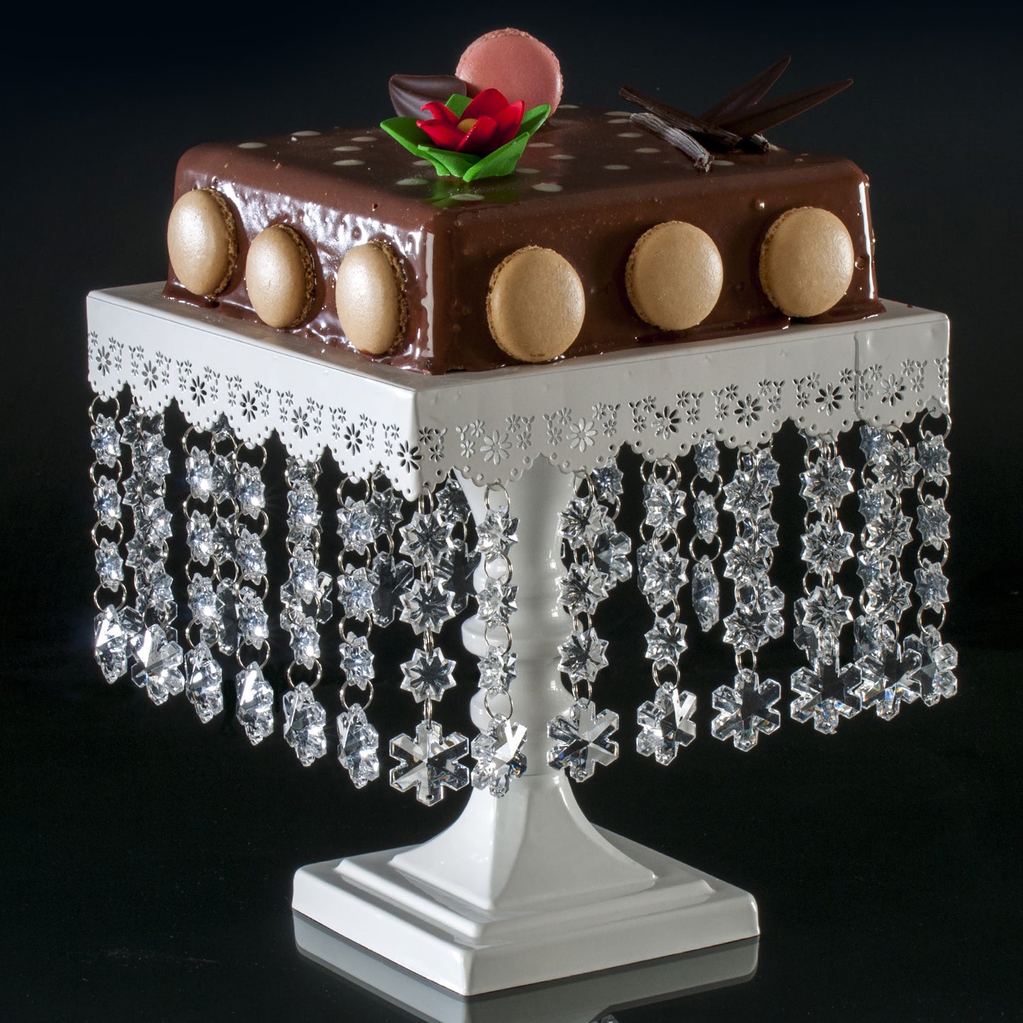 SOPORTE TARTA CUADRADO CON DIAMANTES 25CM