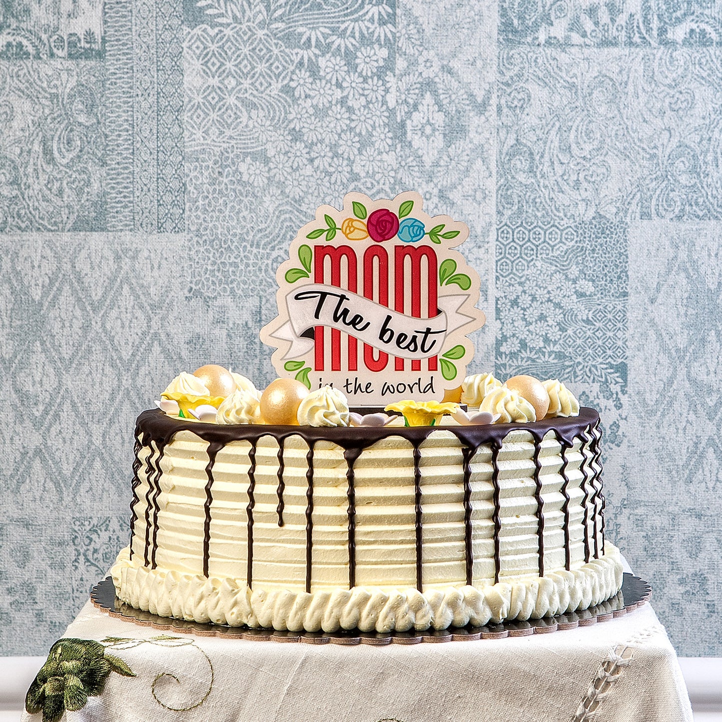 CAKE TOPPER "THE BEST MOM IN THE WORLD" 12X11,5CM