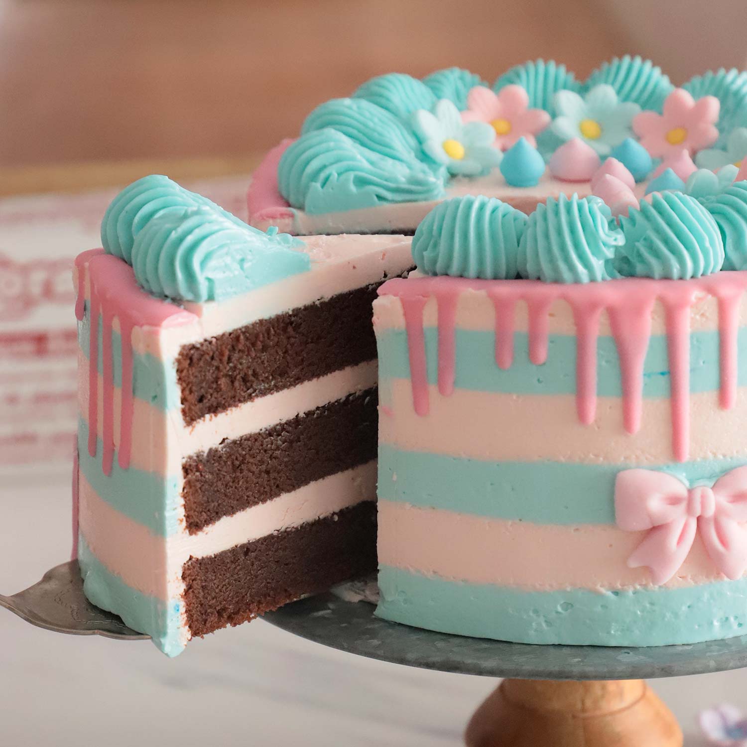 CAKE TOPPER NEW BABY LUA DOURADA 17X10CM