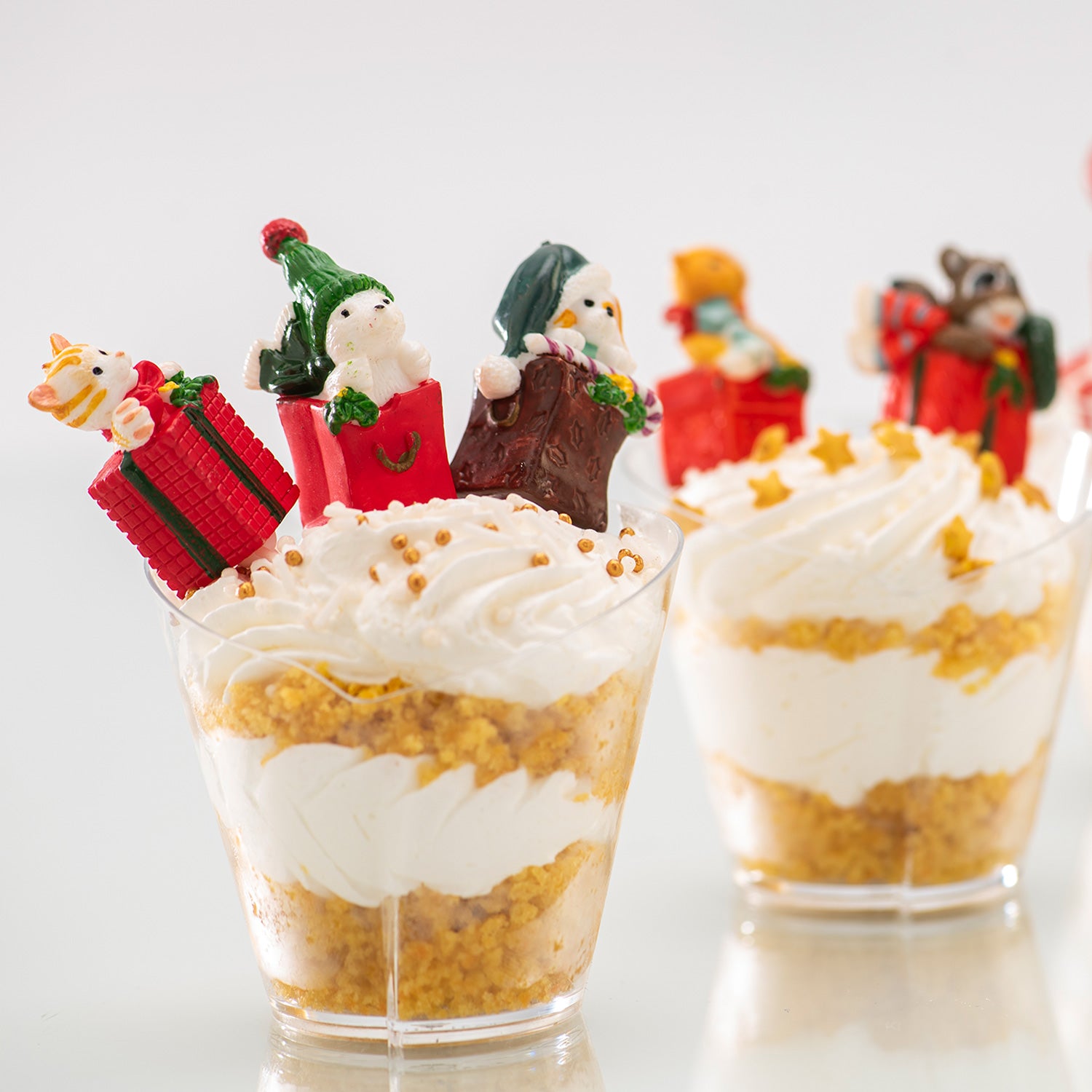 FIGURAS DE PLÁSTICO REGALOS Y ANIMALES 1.5X6CM