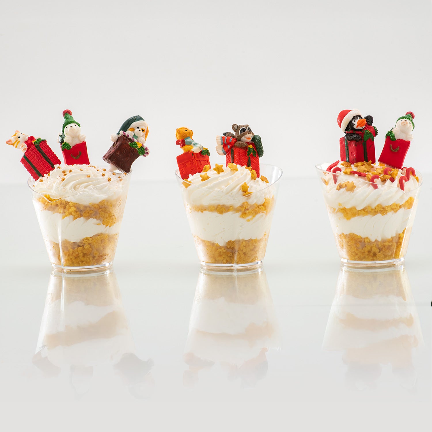 FIGURAS DE PLÁSTICO REGALOS Y ANIMALES 1.5X6CM