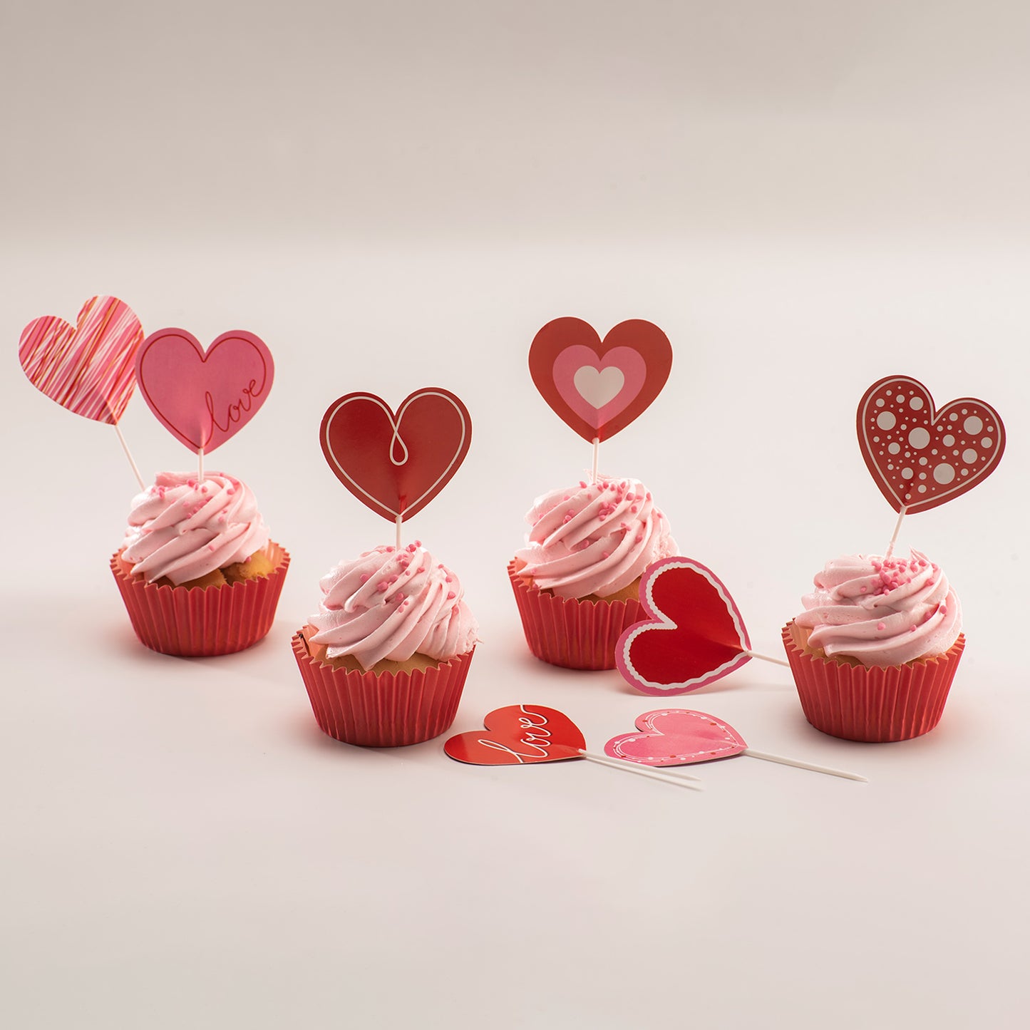  CAKE TOPPERS IN CARTA CUORI 4 MODELLI 8 UNITÀ