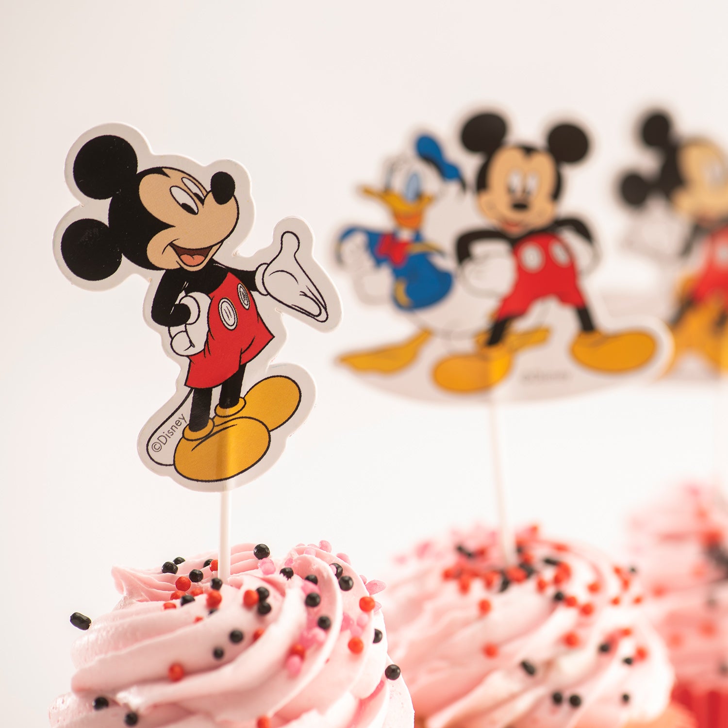 CAKE TOPPERS PAPEL MICKEY MOUSE 8 MODELOS 16 UNIDADES