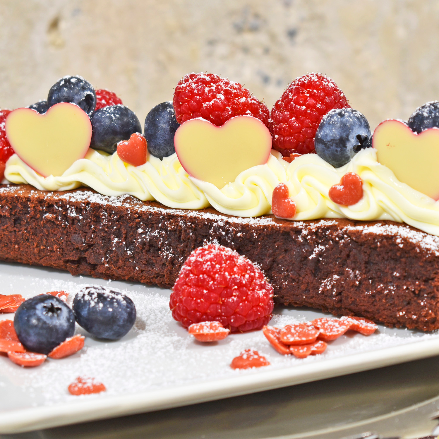 COEUR ROUGE 2D CHOCOLAT NOIR 30X27MM