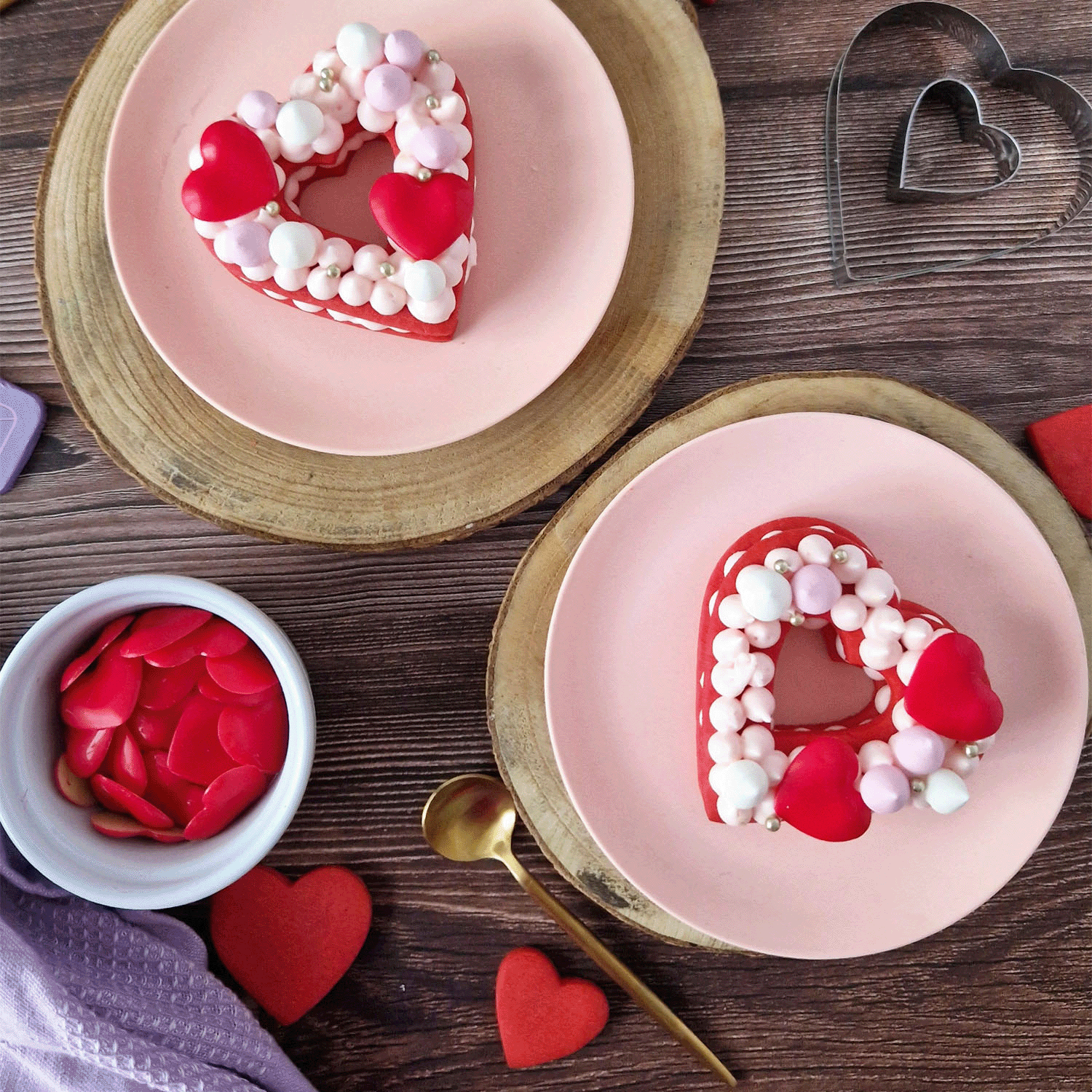 COEUR ROUGE 2D CHOCOLAT NOIR 30X27MM