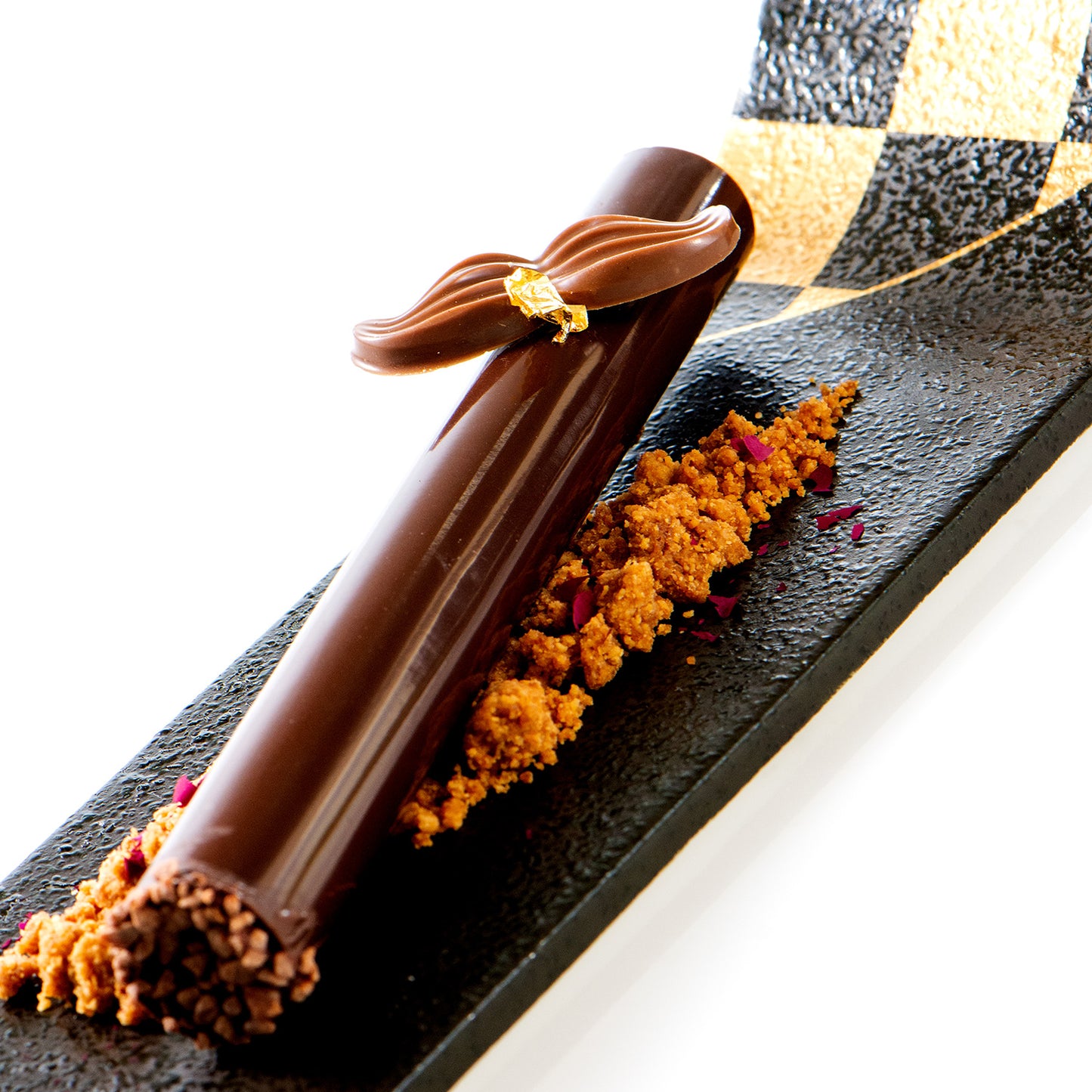 ASSORTIMENT DE MOUSTACHES CHOCOLAT NOIR ET AU LAIT 48X16MM