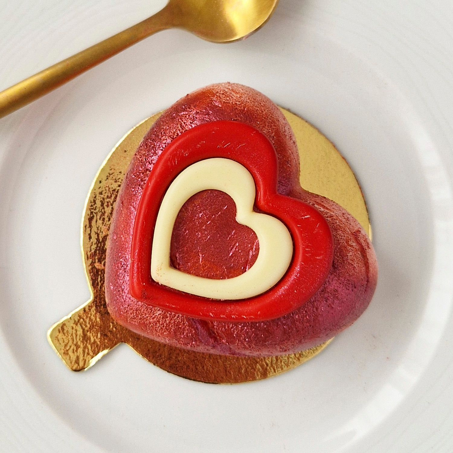 SURTIDO CORAZONES CHOCOLATE BLANCO 37-53MM