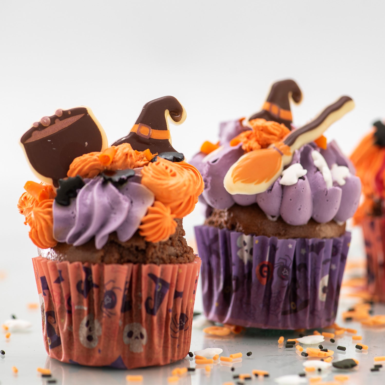 SORTIDO VASSOURA DE HALLOWEEN, ABÓBORA, GATO -35MM APROX