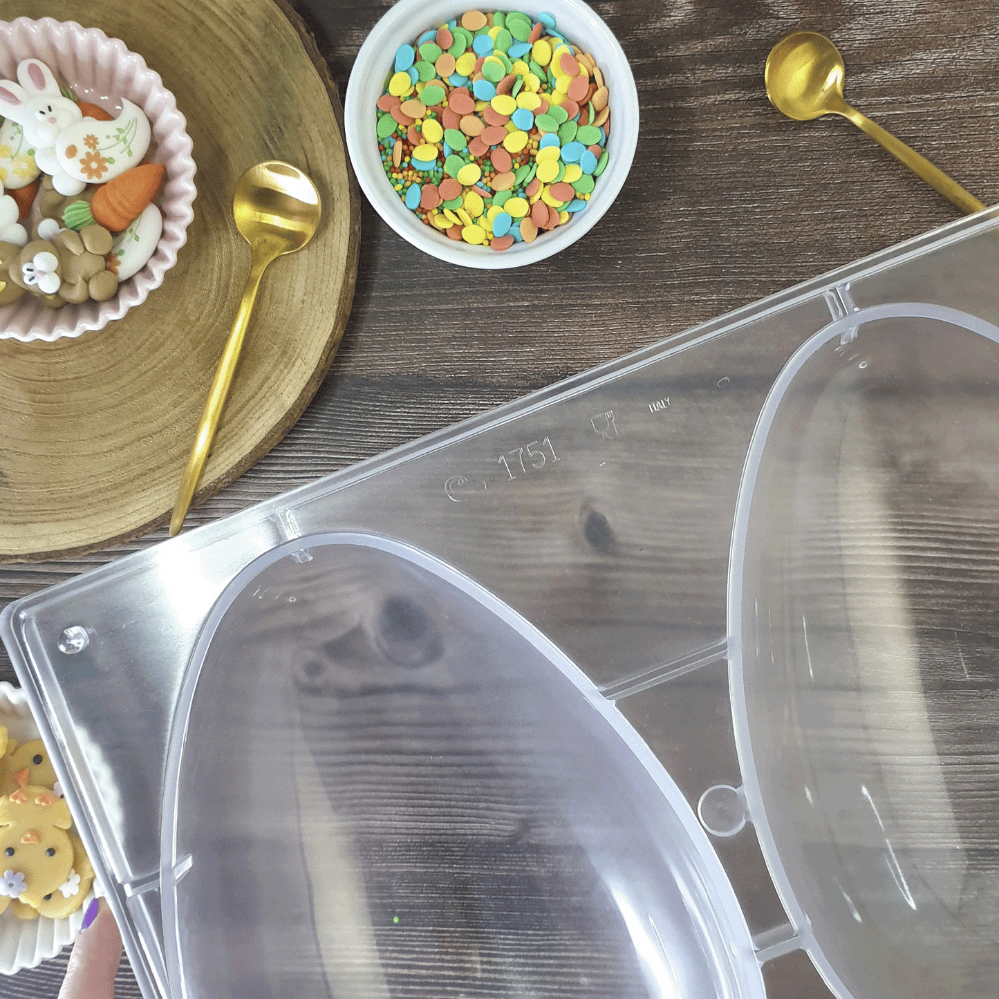 CONFETTI SUCRE MIX OEUFS EN COULEUR ET NONPAREILS 100GR