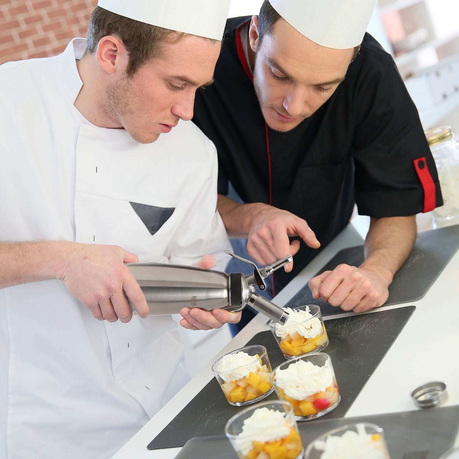 CARTUCHO PARA SIFÓN CREMA (NO2) 10 UDS